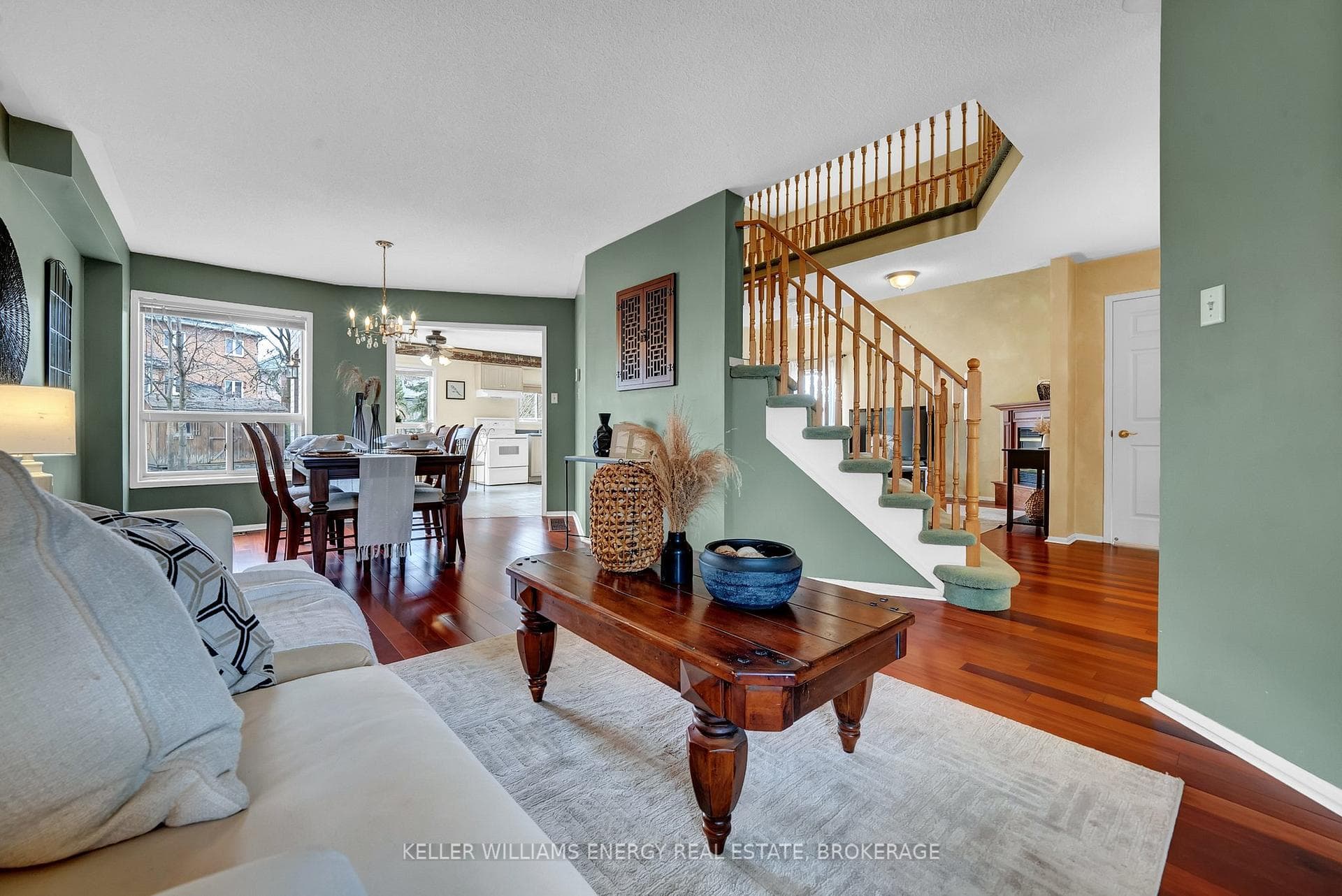 447 Ormond Drive photo 9