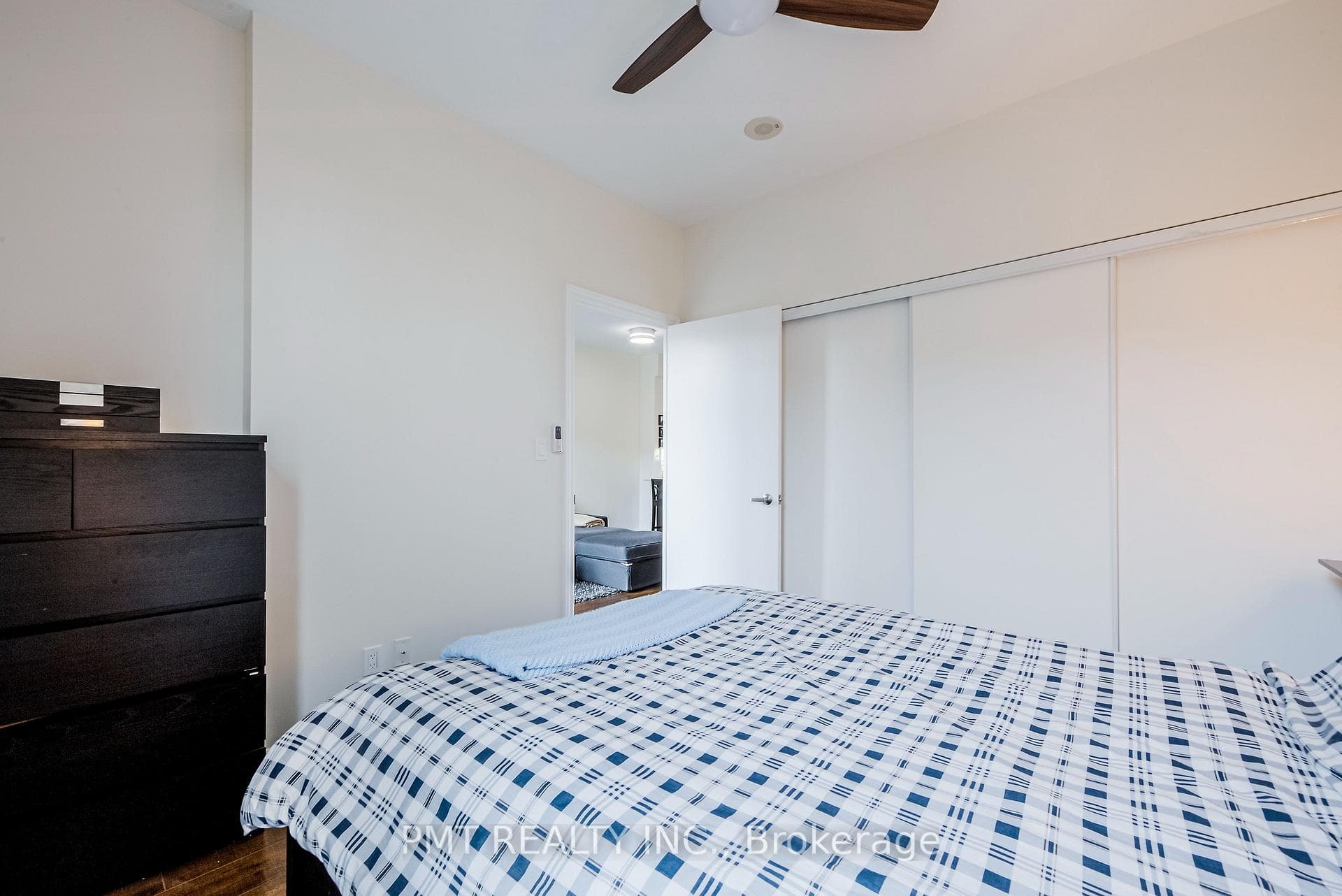 1328 Birchmount Road Unit 105 photo 24