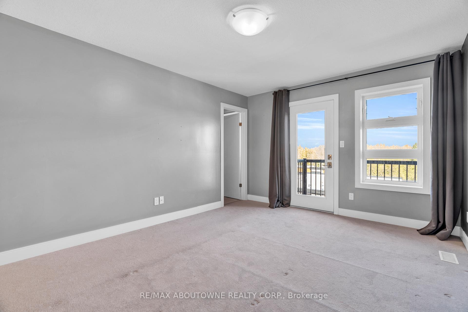 60 Arkell Road Unit 16 photo 23
