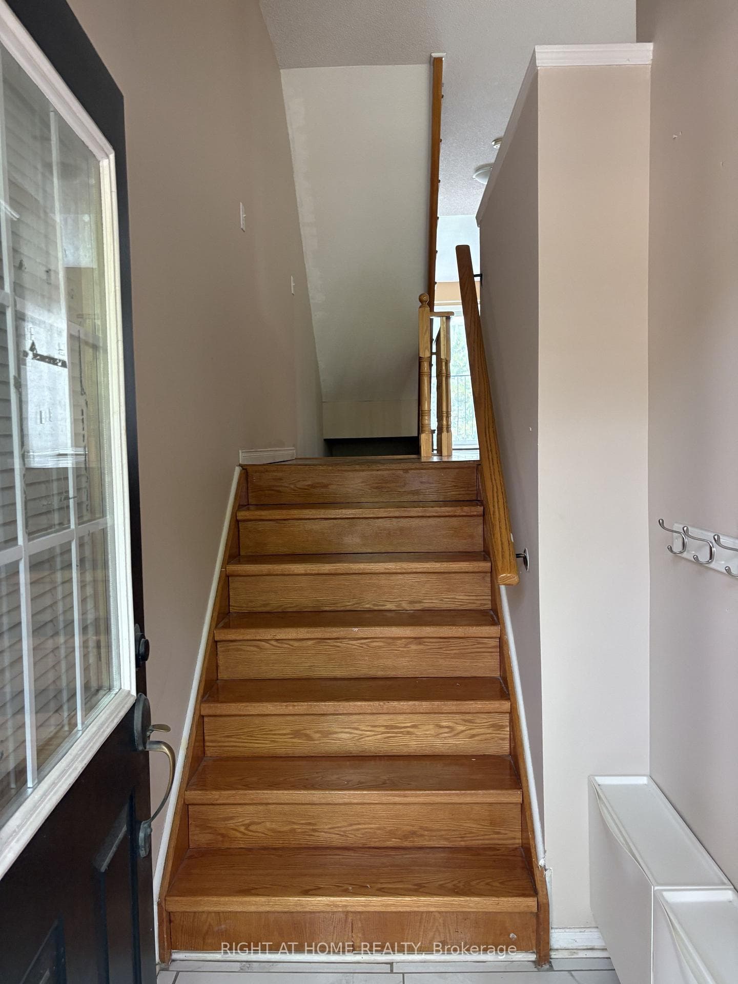 5030 Heatherleigh Avenue Unit 127 photo 3