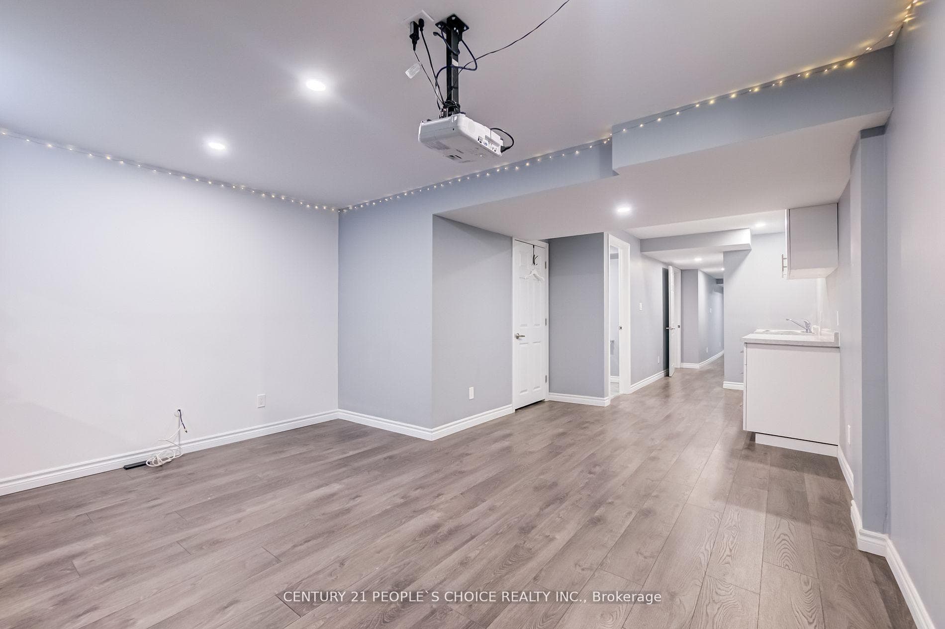 130 Keystar Court photo 41