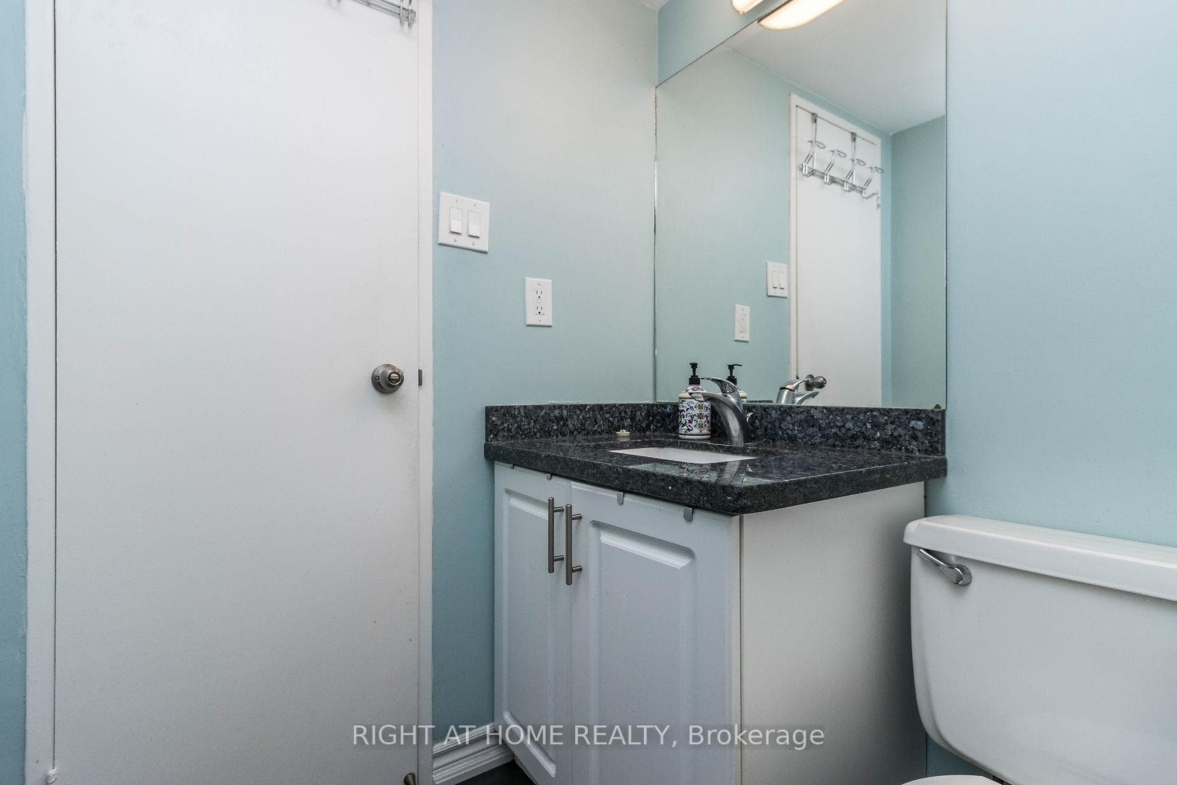 177 Linus Road Unit 1411 photo 23