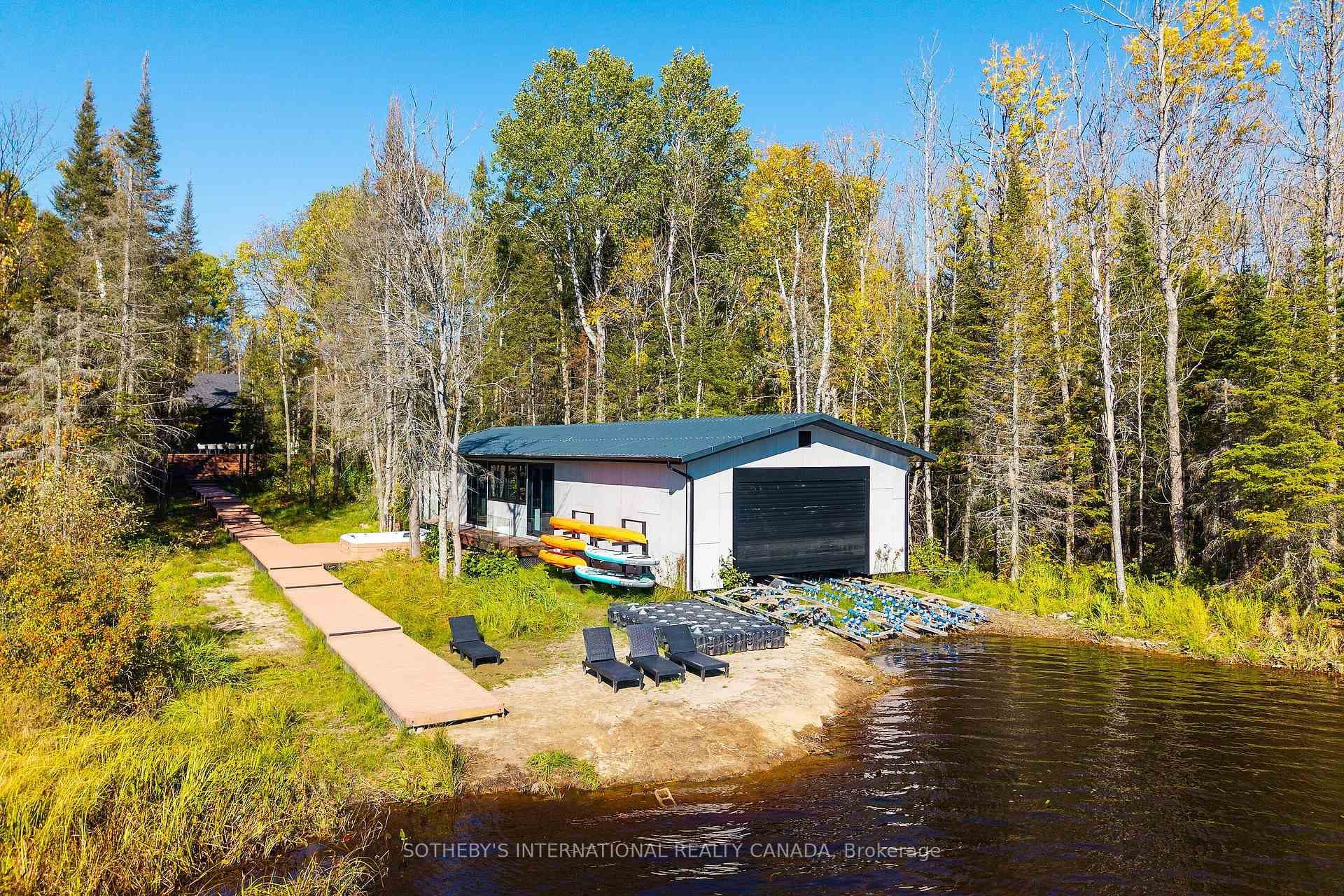 Lakeside Recreational Center, Spa & Dry Boathouse