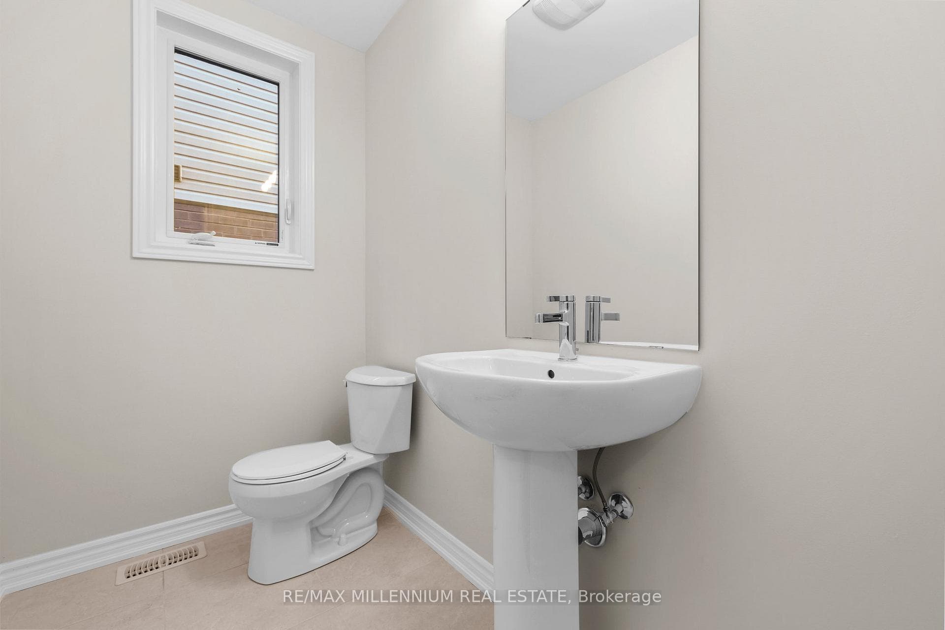 52 Gilham Way photo 12