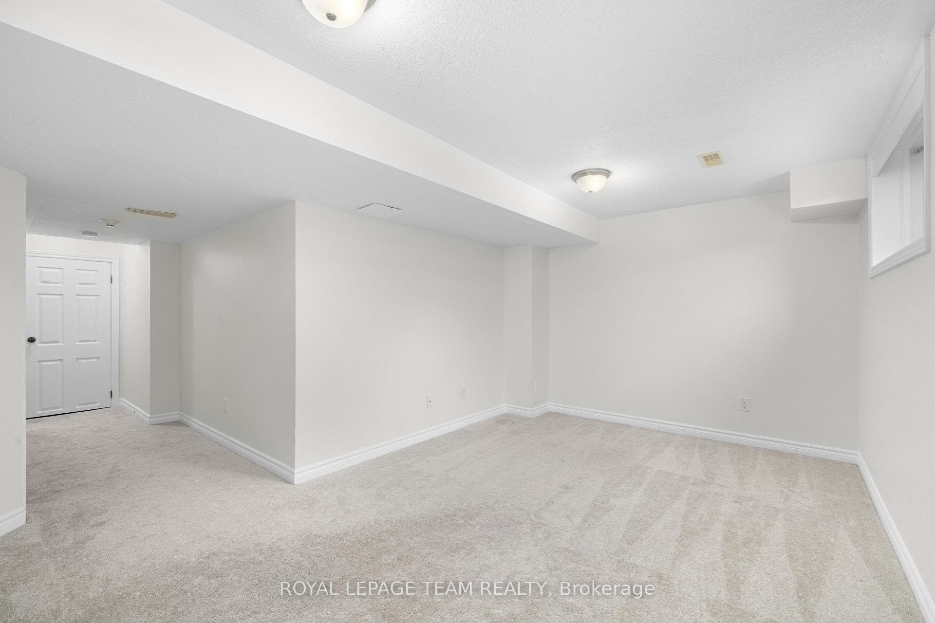 687 Paul Metivier Drive photo 39