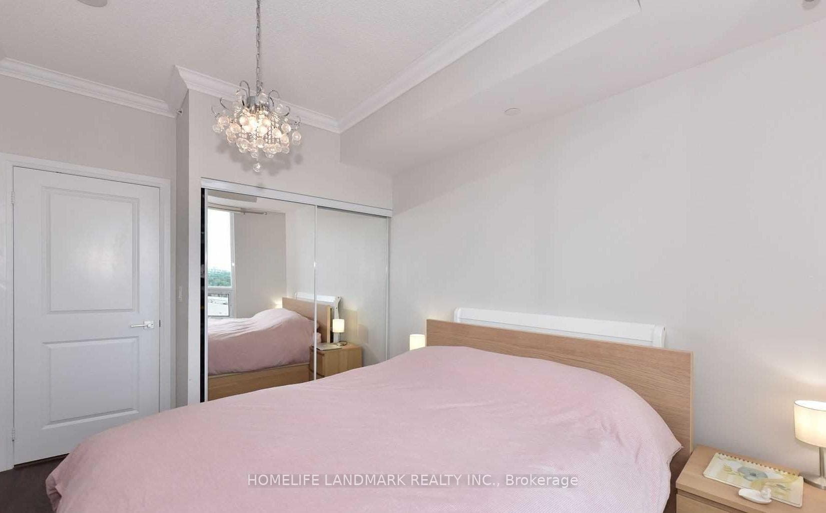 7171 Yonge Street Unit 506 photo 11