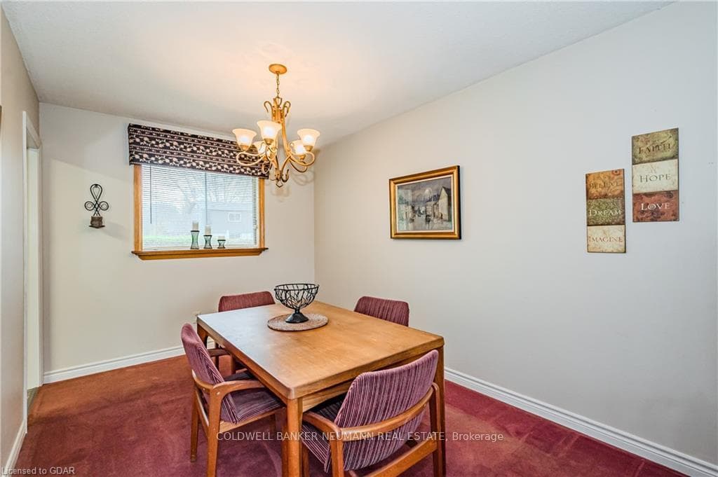 44 Queensdale Crescent photo 9