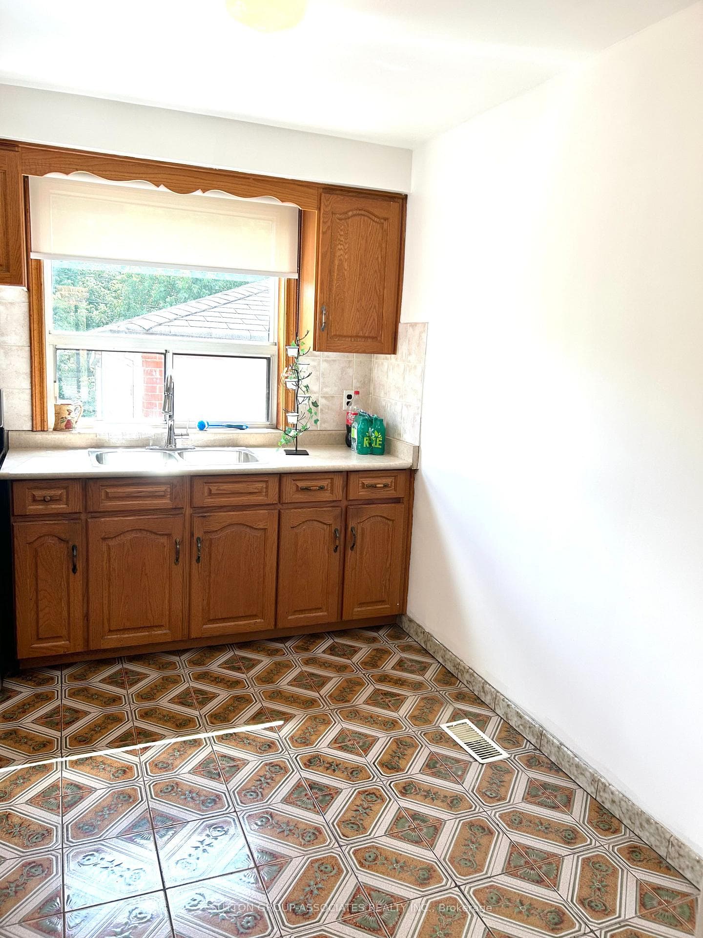 139 Giltspur Drive photo 8