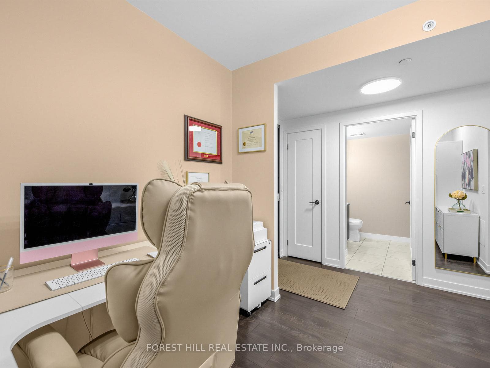31 Tippett Road Unit 438 photo 6