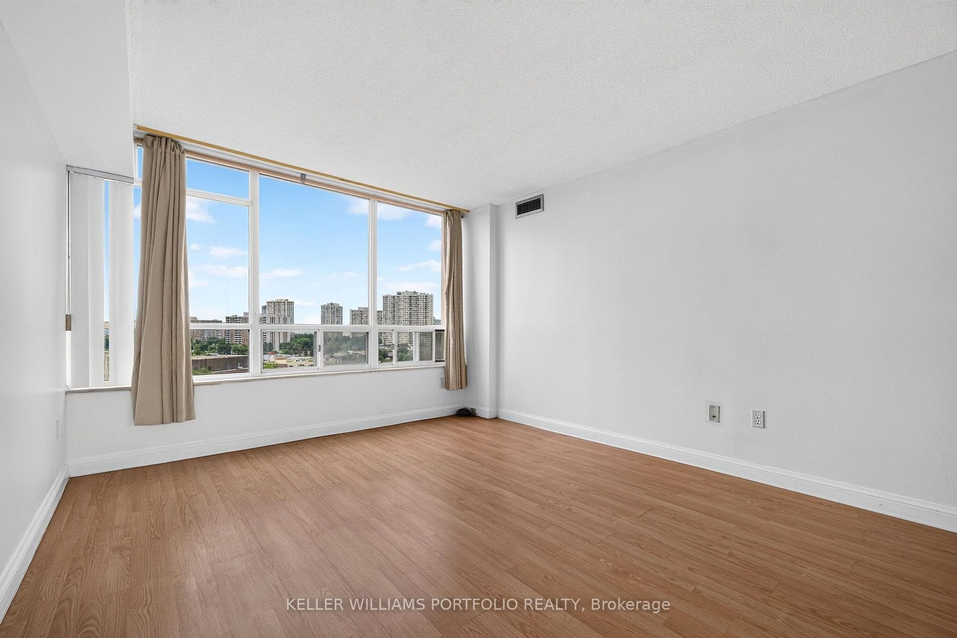 24 Hanover Road Unit 1008 photo 21