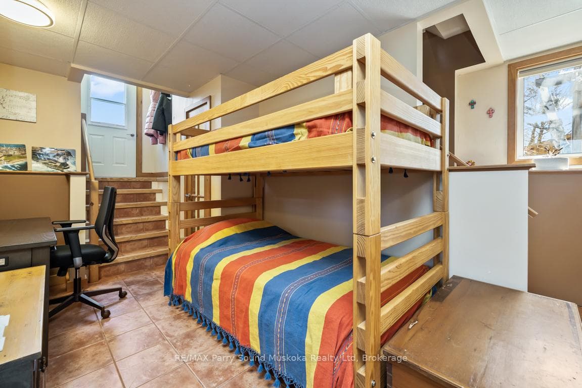 Extra sleeping area for extended guests