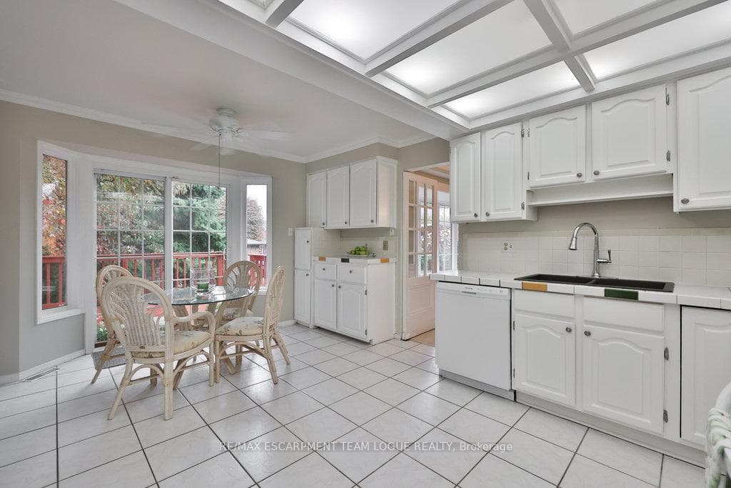 2115 Bartok Road photo 12
