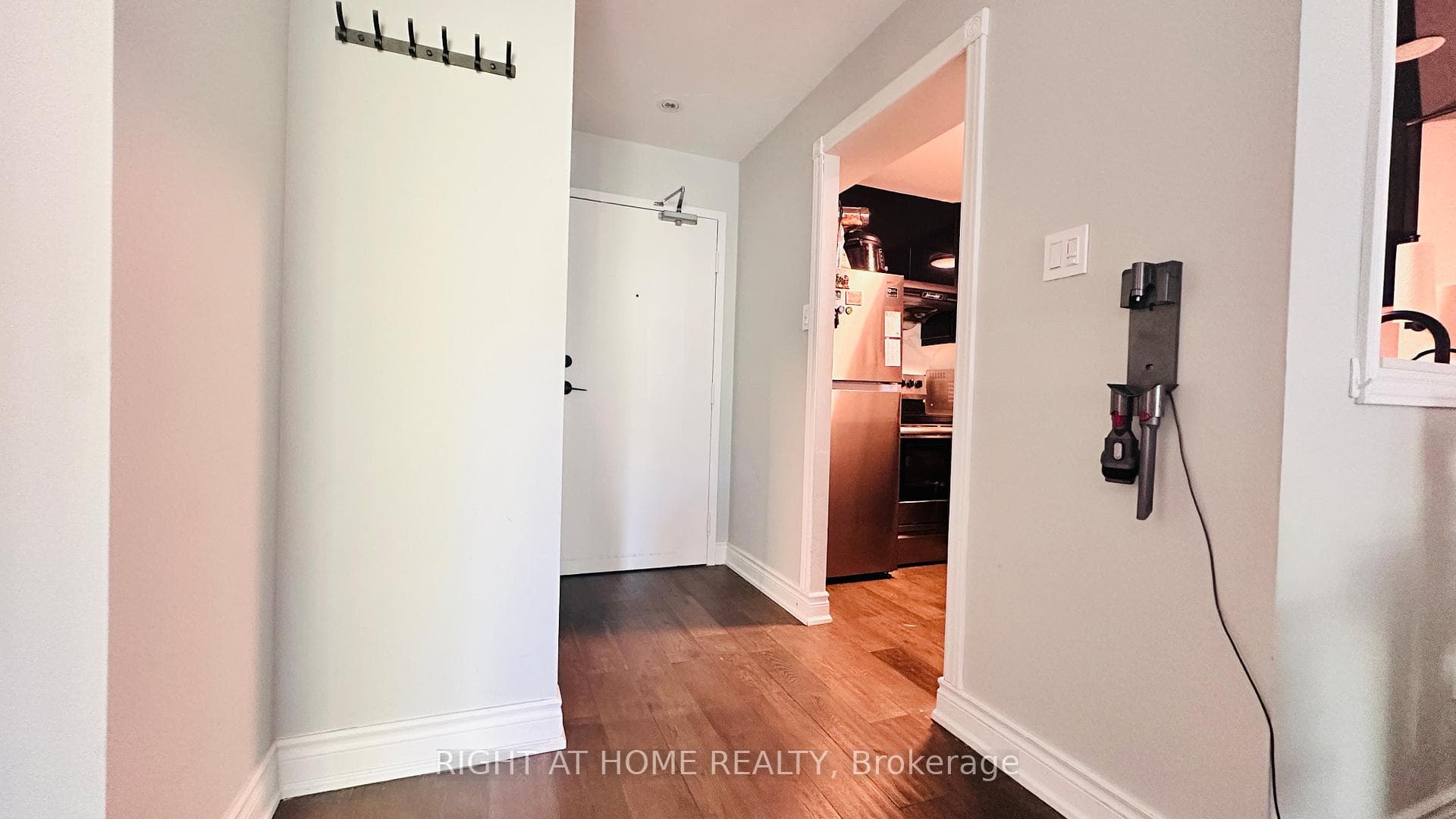 3050 Ellesmere Road Unit 209 photo 14