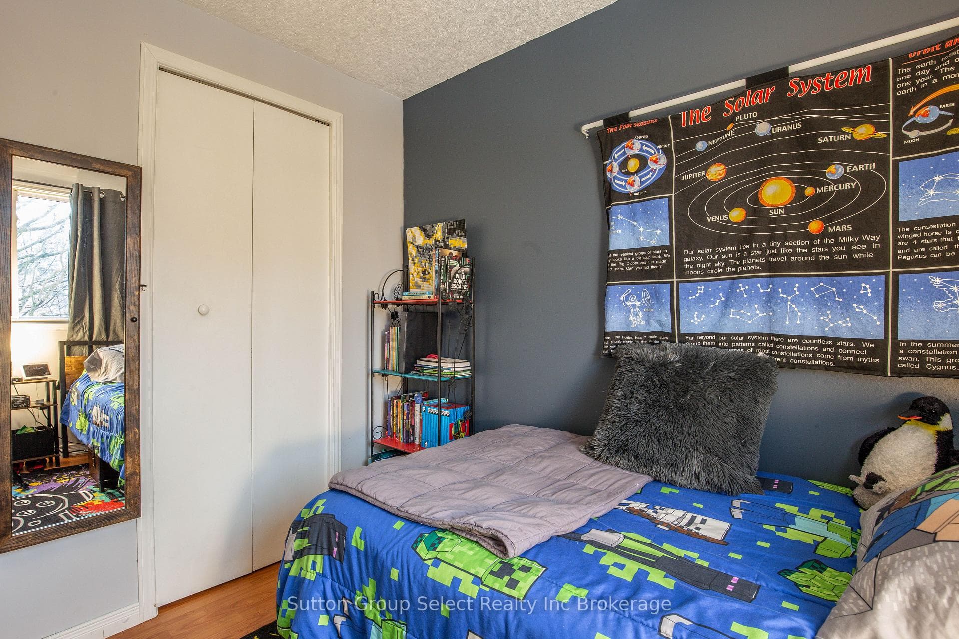 1091 Canfield Crescent photo 19