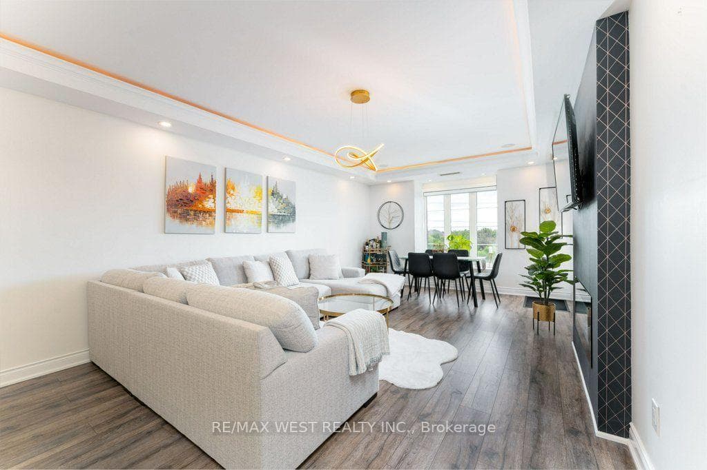 4620 Highway 7 Avenue Unit PH 413 photo 7