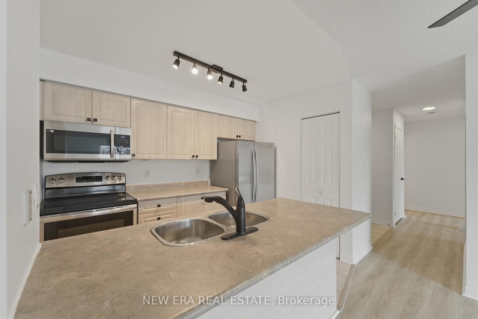 106 Aspen Springs Drive Unit 109 photo 17