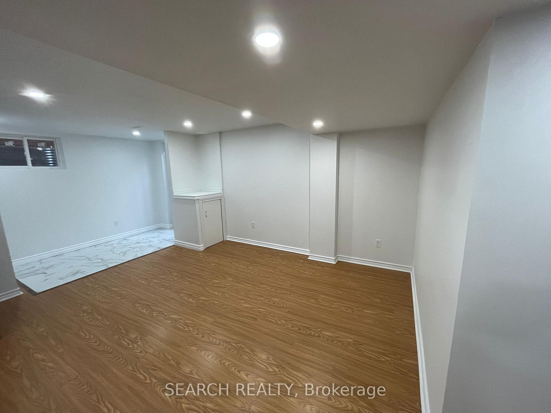 17 Glenheather Terrace Unit Bsmt photo 8
