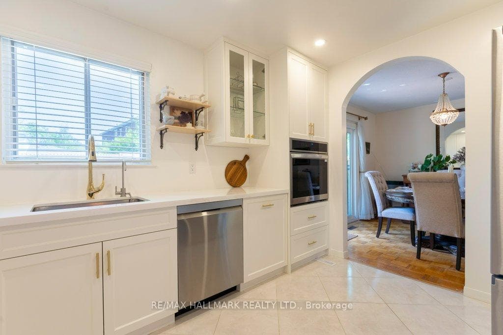 142 Aspenwood Drive photo 6