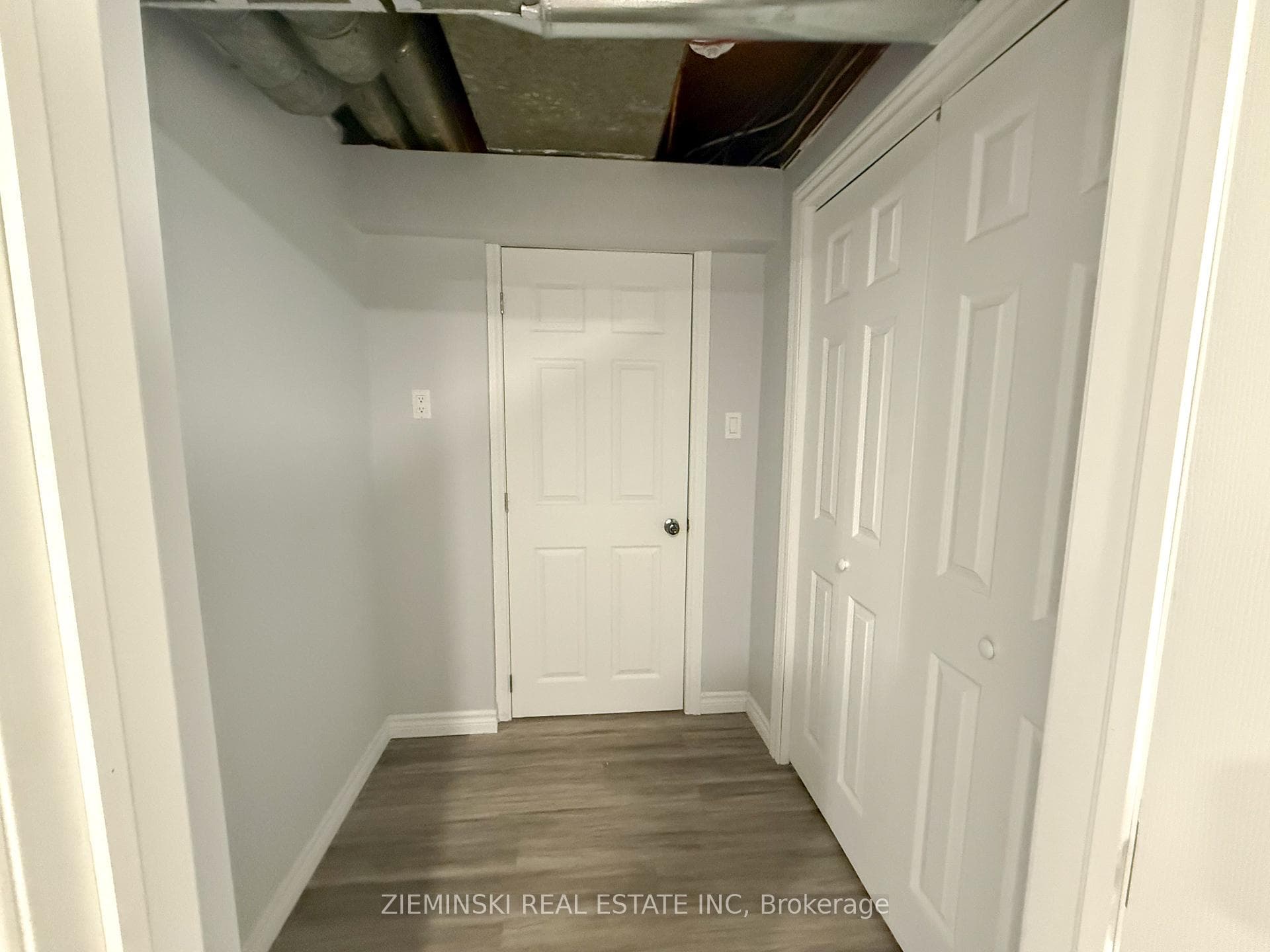 143 Essex Avenue photo 21