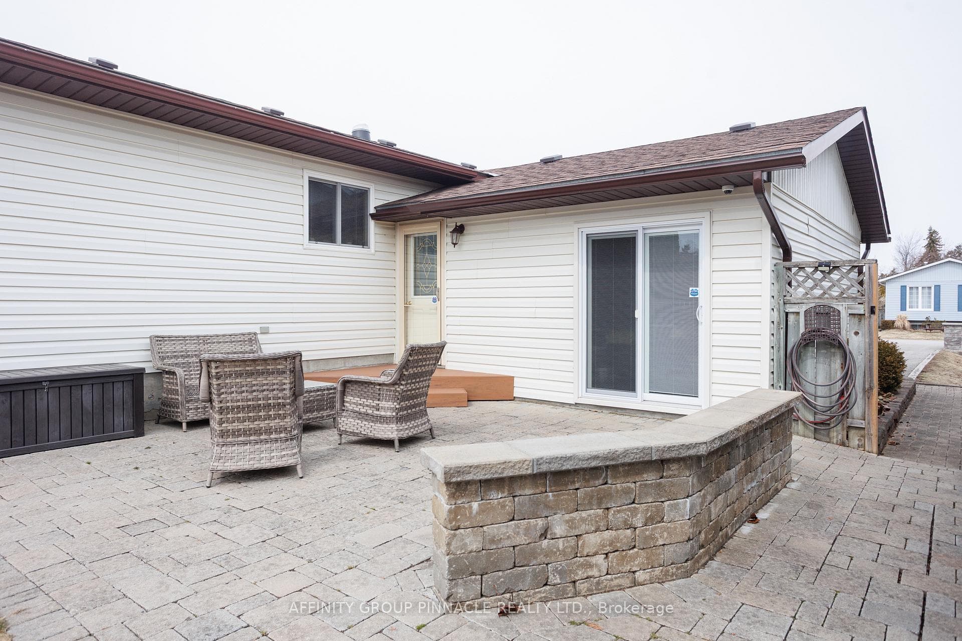 69 Beechwood Avenue photo 34
