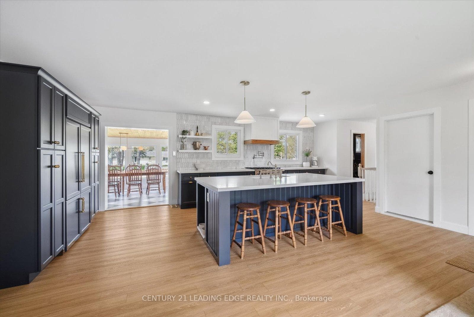 698 Lake Drive photo 6