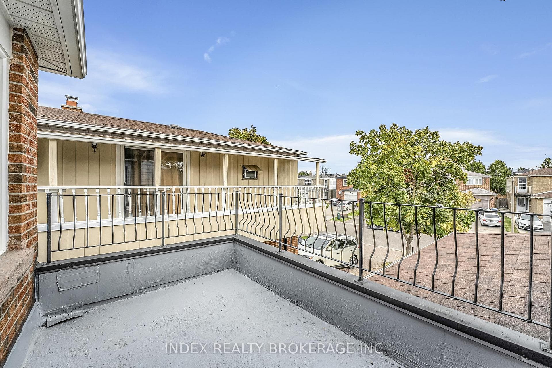 6 Banting Crescent photo 18