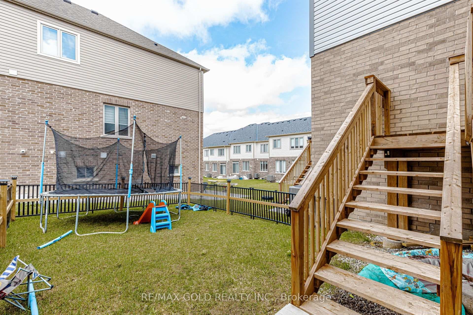 147 Broadacre Drive photo 7