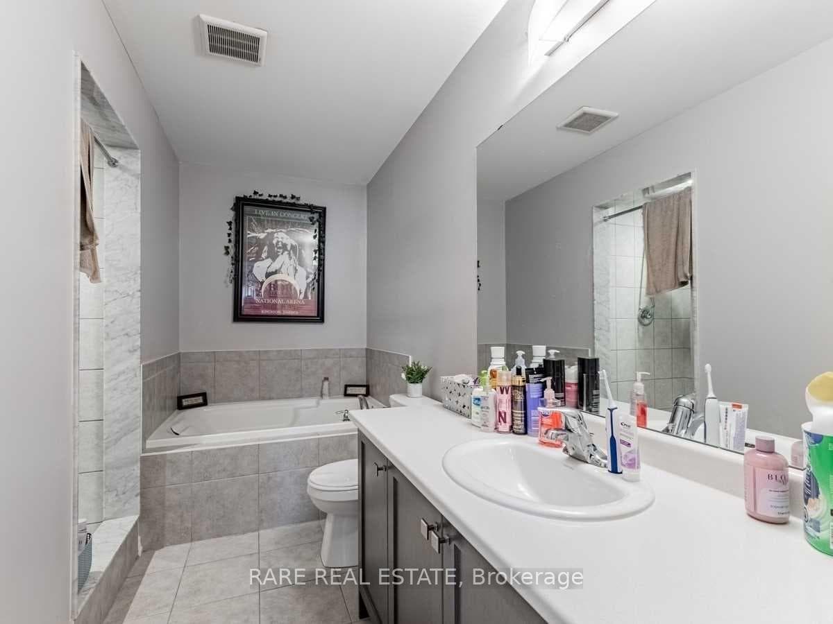 9 Tate Street photo 15