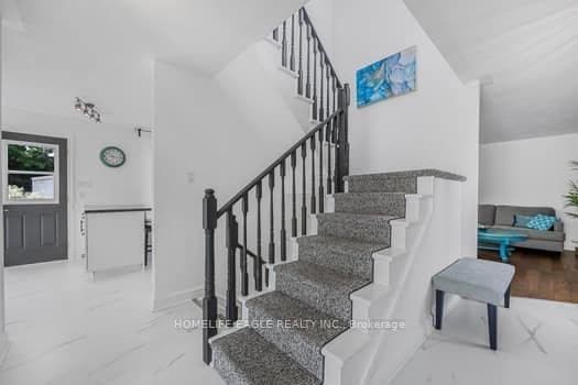 482 Grandview Drive photo 17