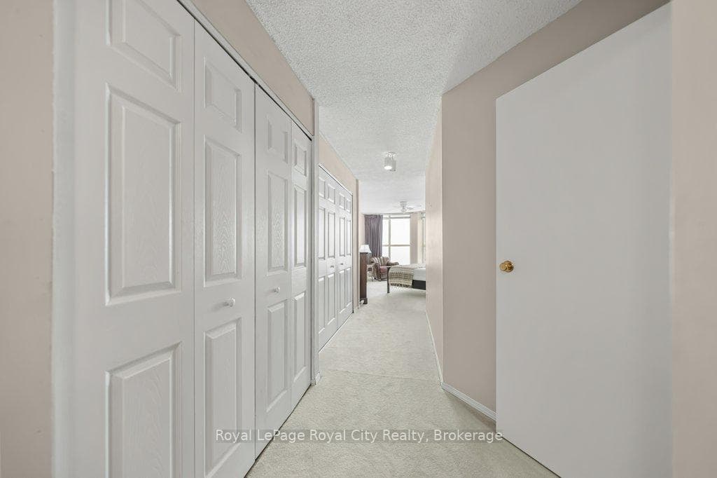 24 Marilyn Drive Unit 1005 photo 18