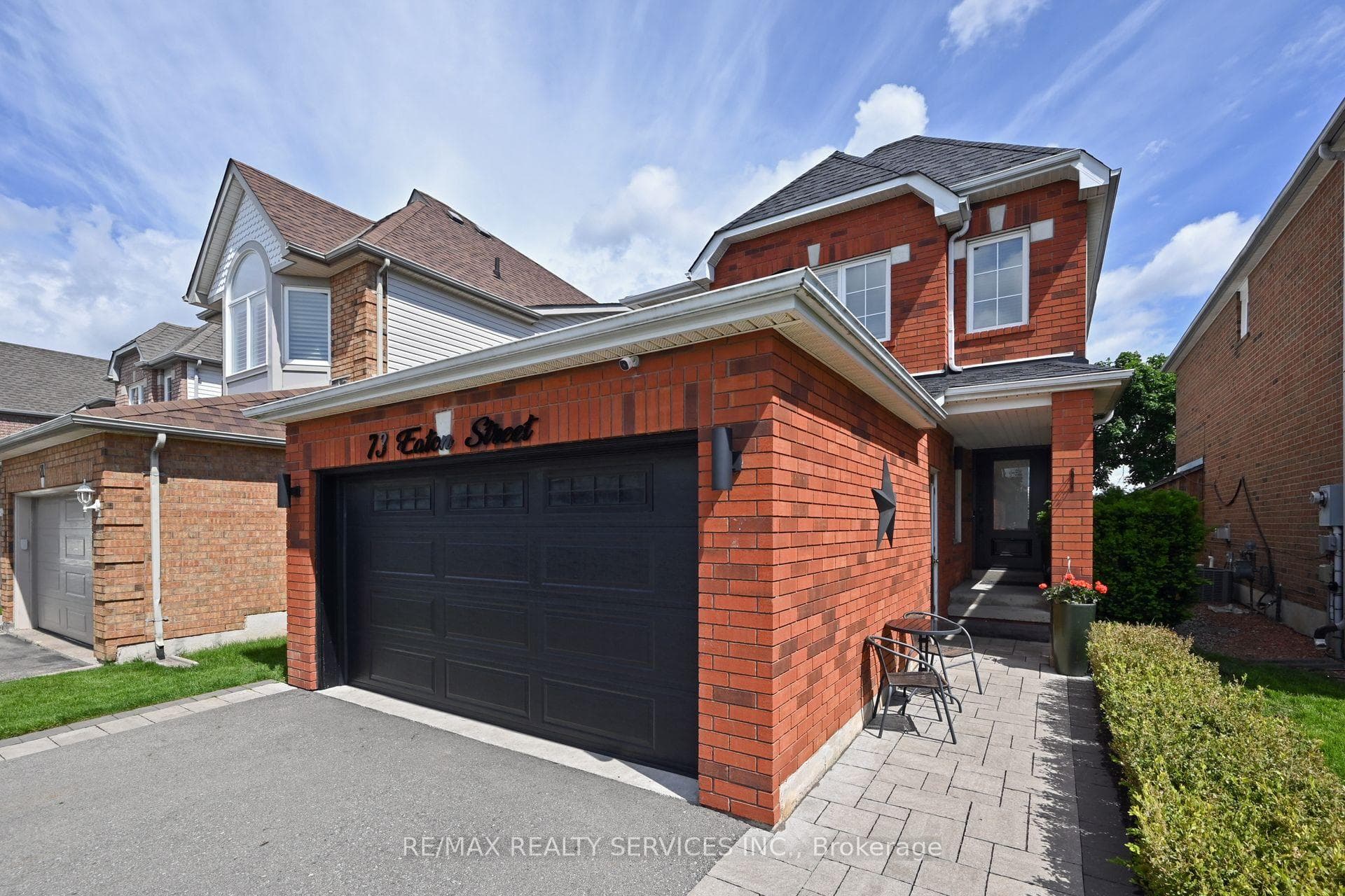 73 Eaton Street photo 3