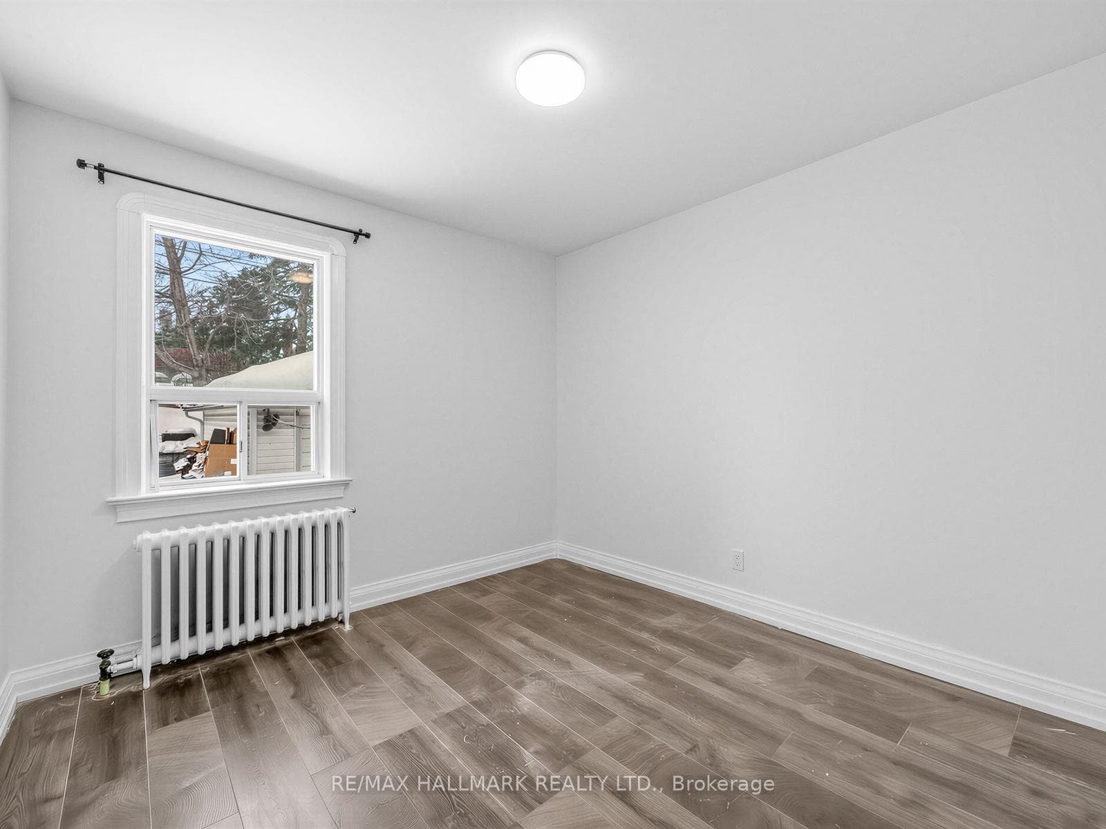 18 Roblin Avenue photo 16