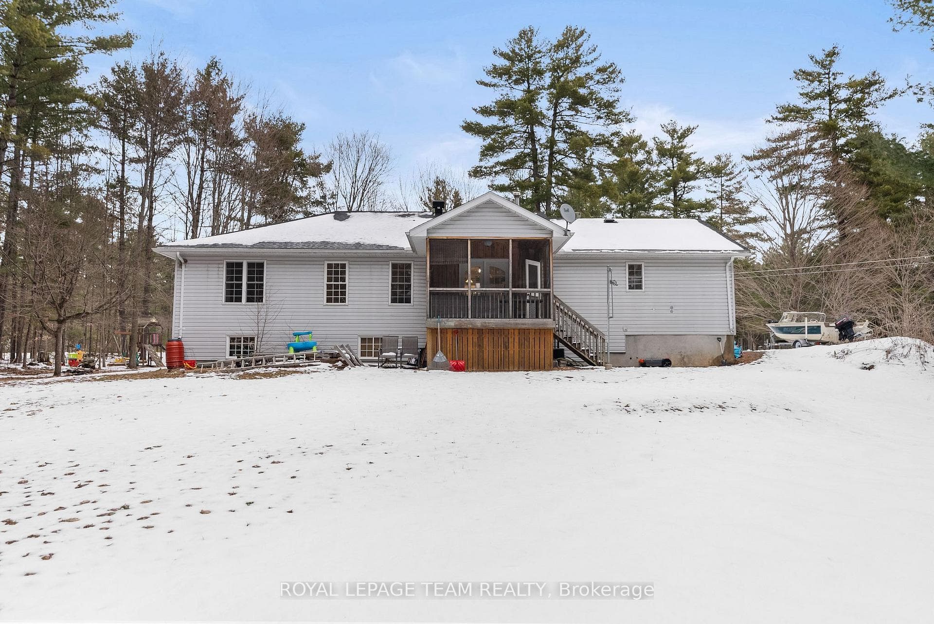 559 Mclachlan Road photo 31