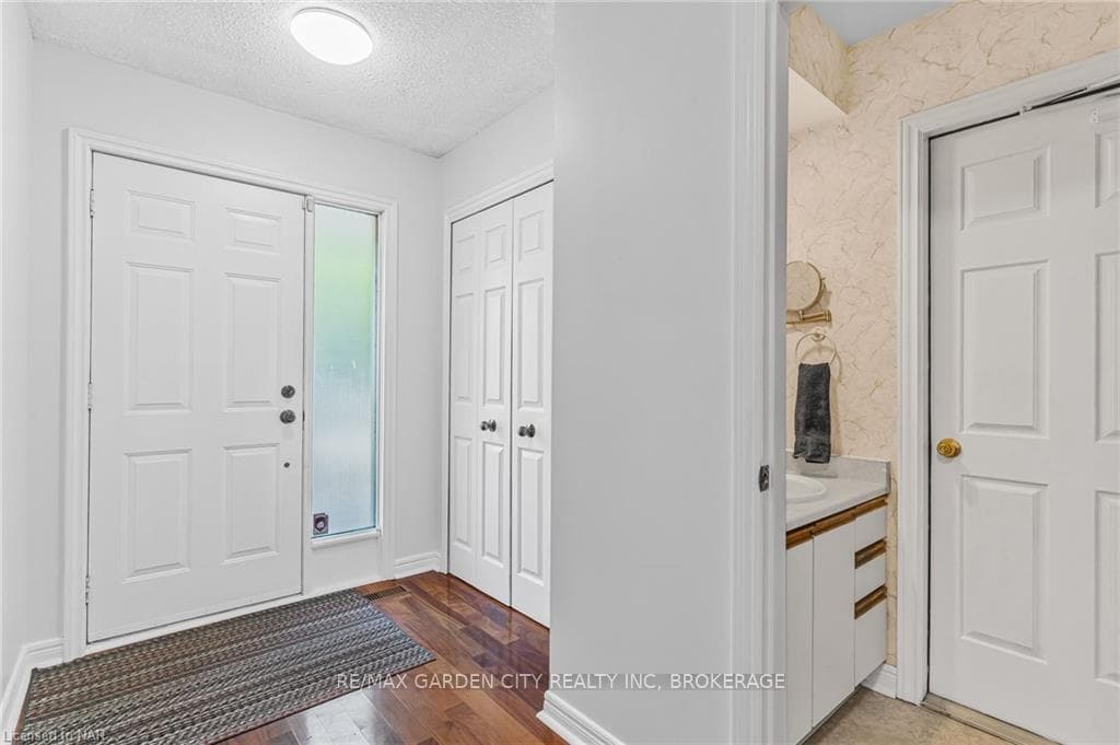 5 CARN CASTLE Gate Unit 1 photo 15