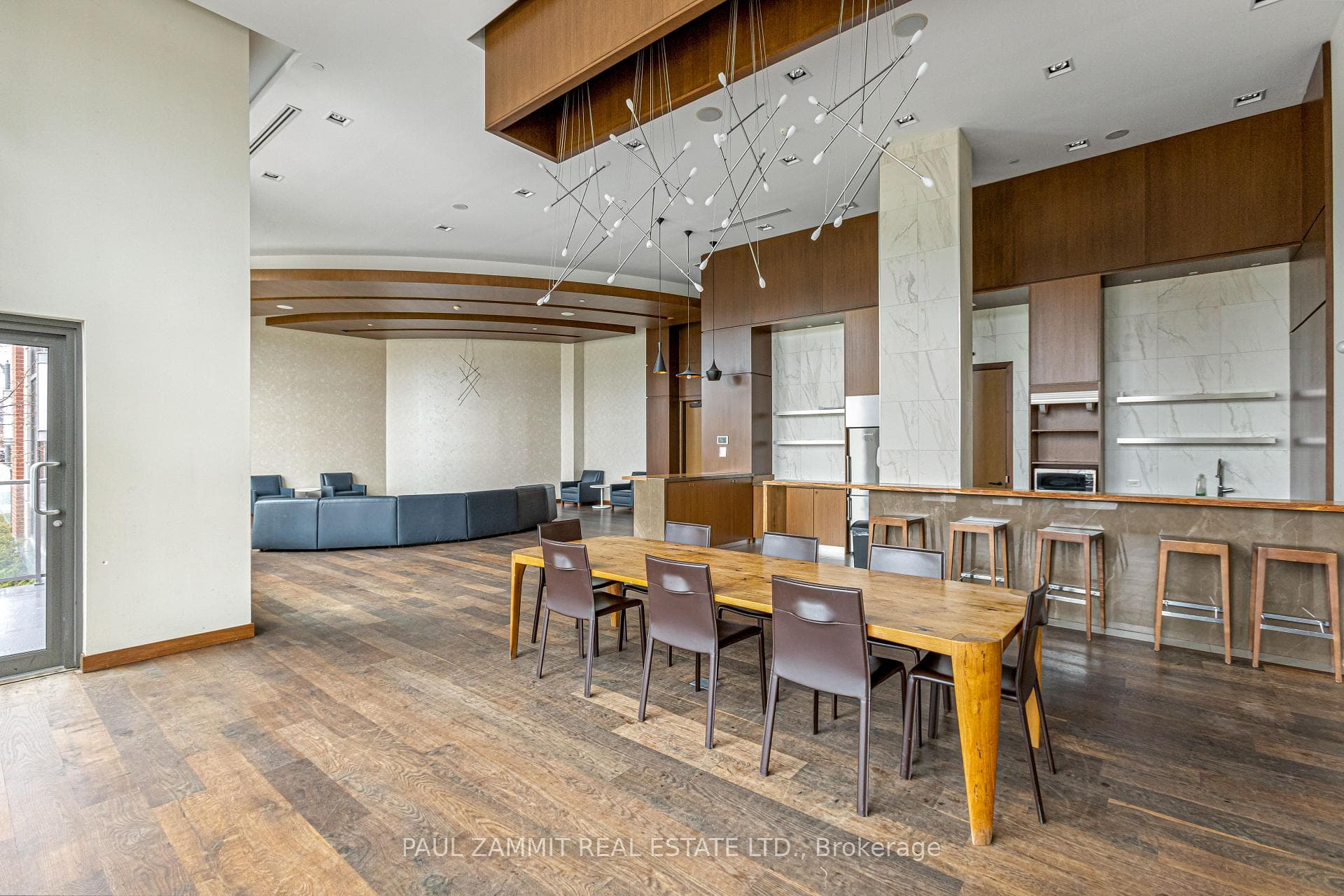 1 Uptown Drive Unit 2110 photo 21