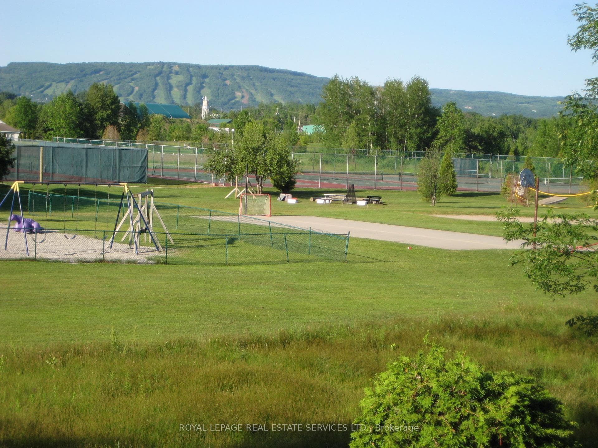 466 Oxbow Crescent Unit 6 photo 16