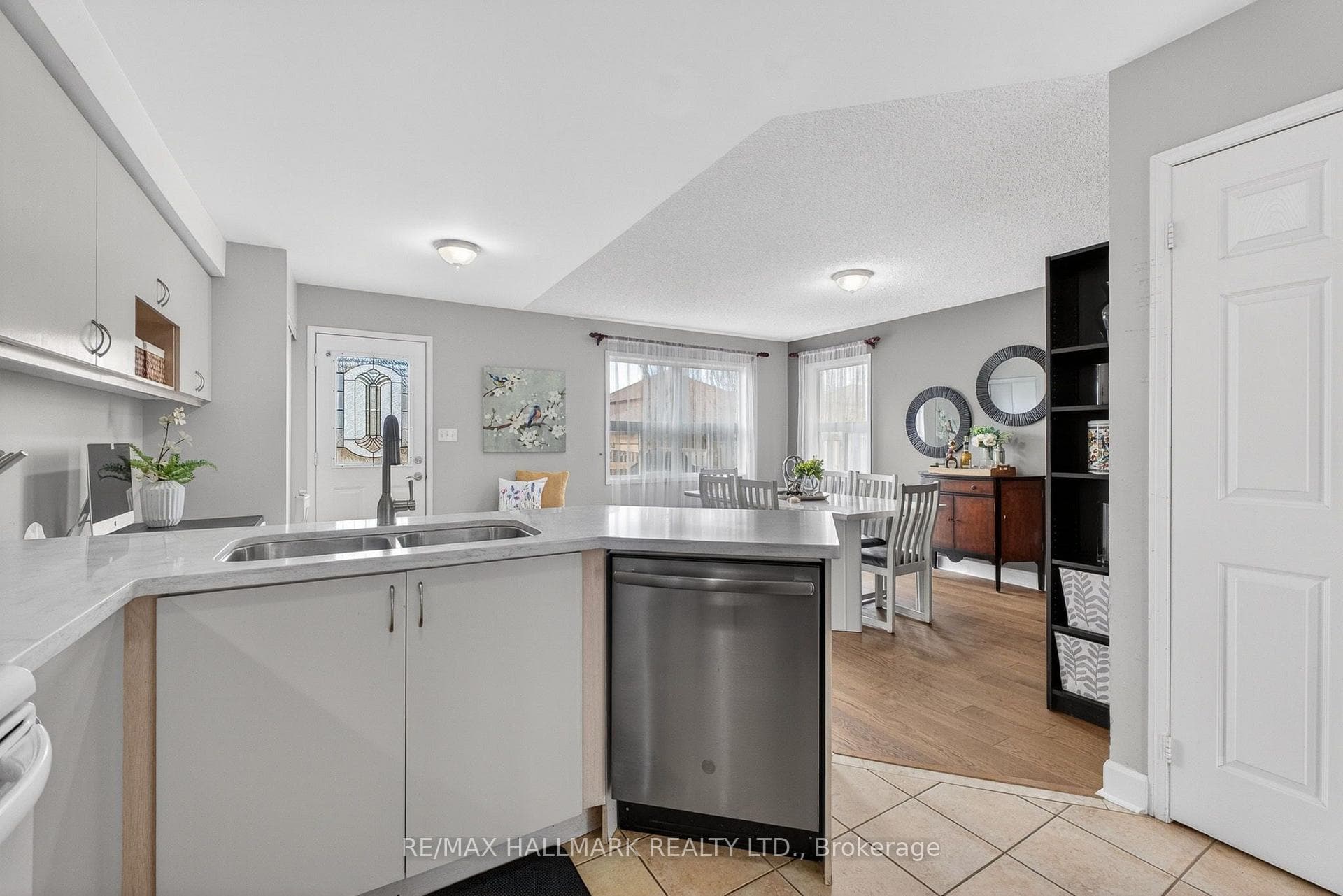 626 Napa Valley Avenue Unit Upper photo 12