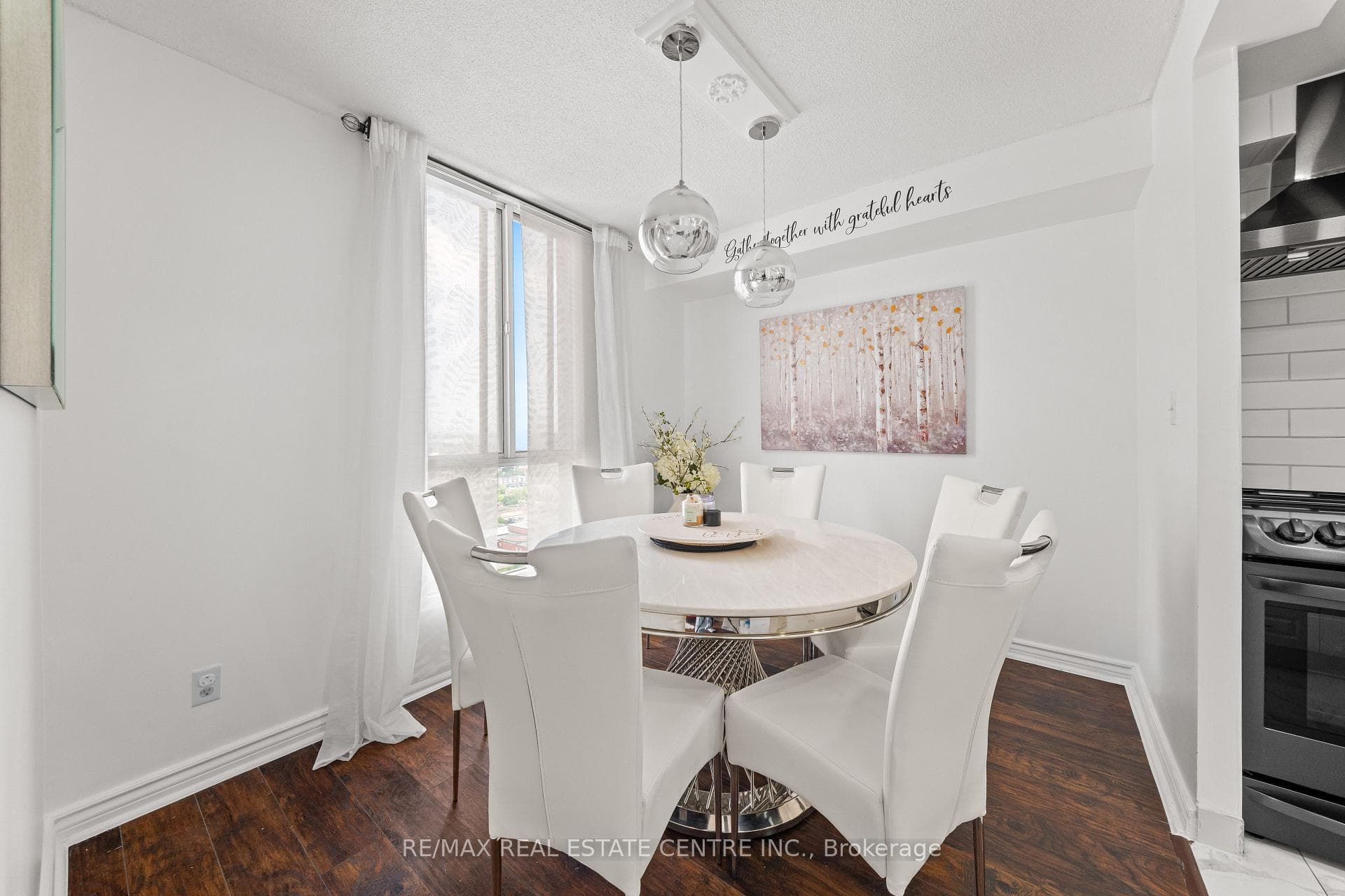 145 Hillcrest Avenue Unit 1907 photo 17