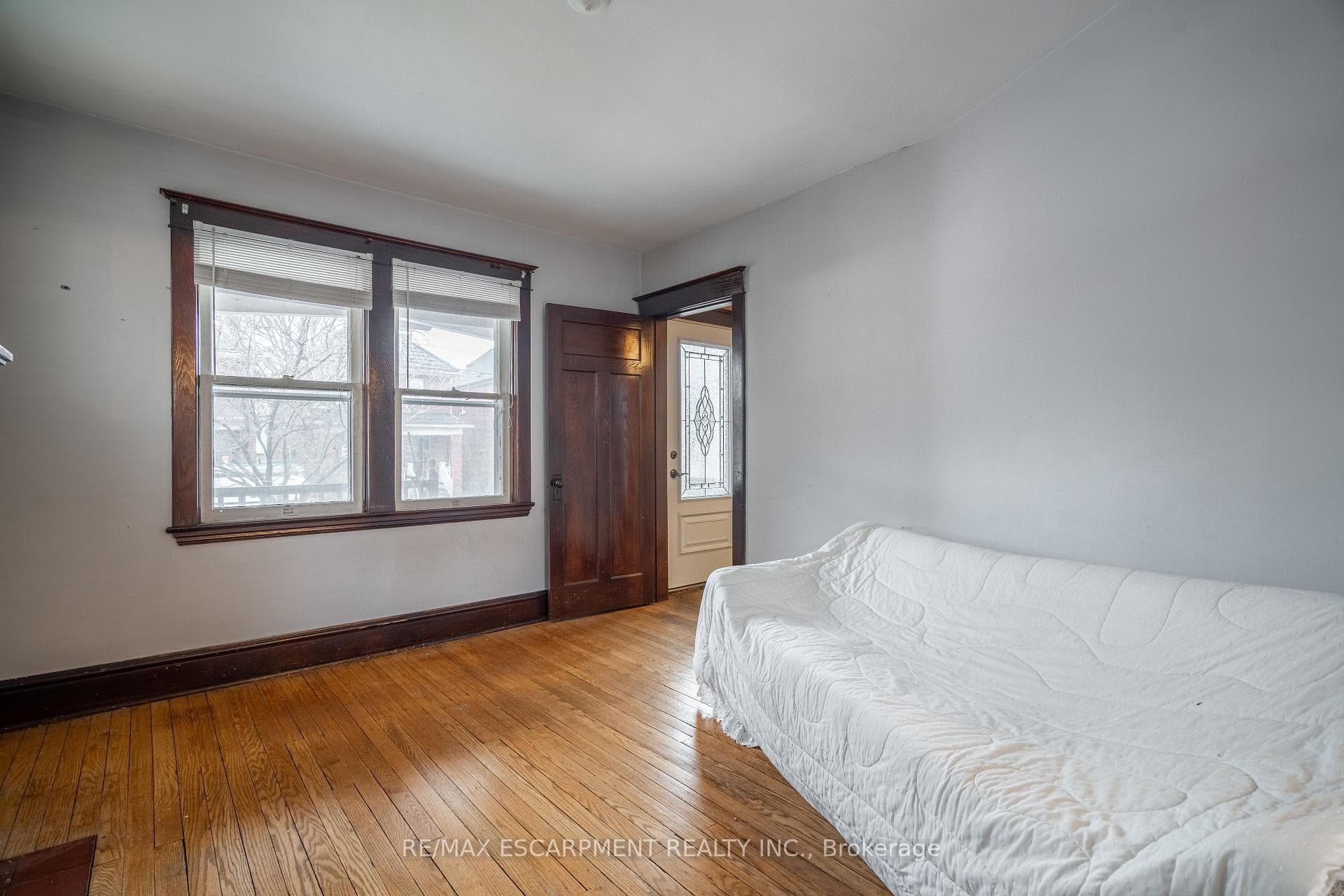191 ROTHSAY Avenue photo 10