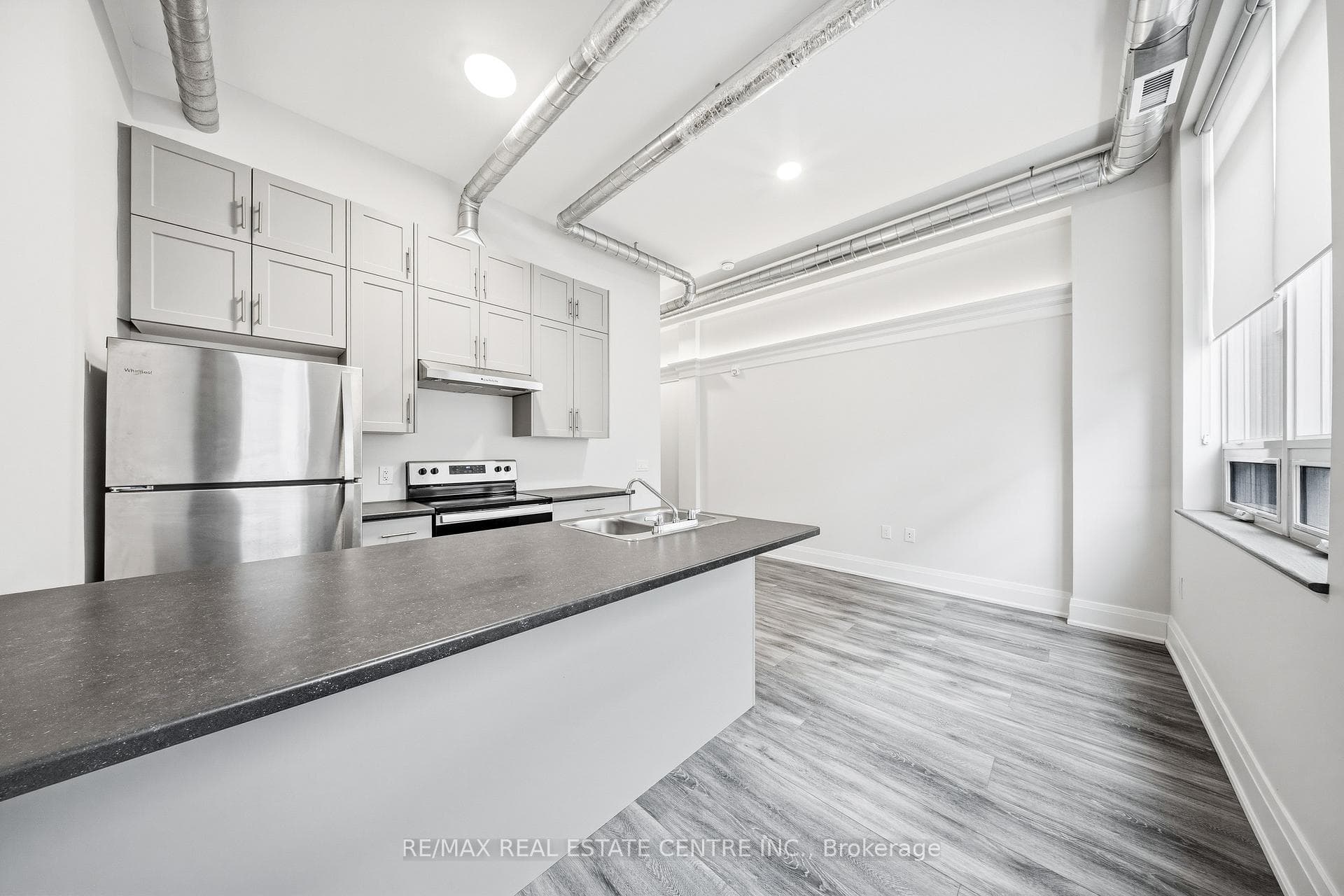 11 Queen Street Unit 206 photo 11