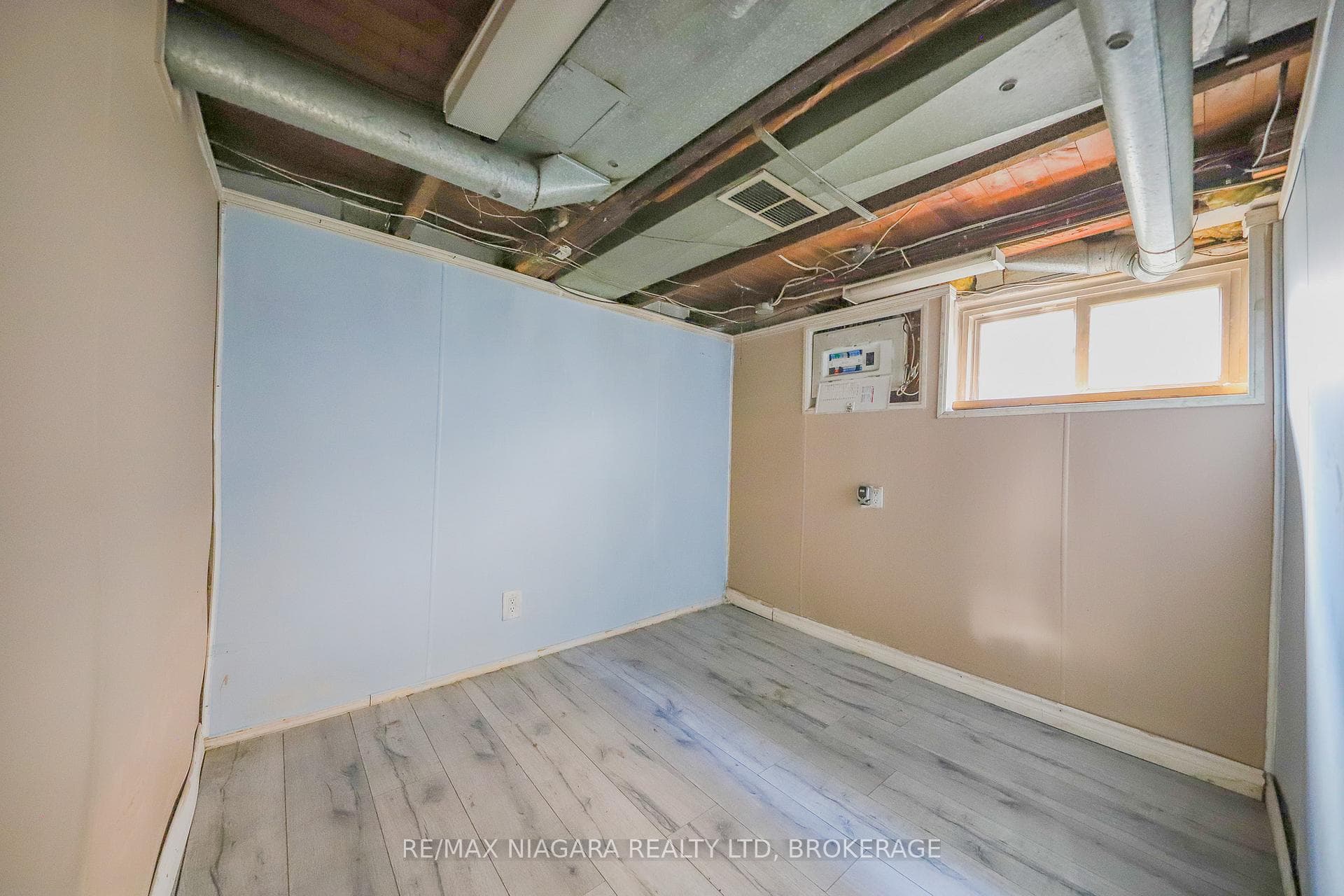 5537 Montrose Road photo 13