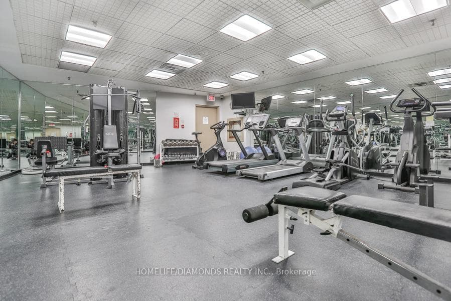 50 EGLINTON Avenue Unit 410 photo 16