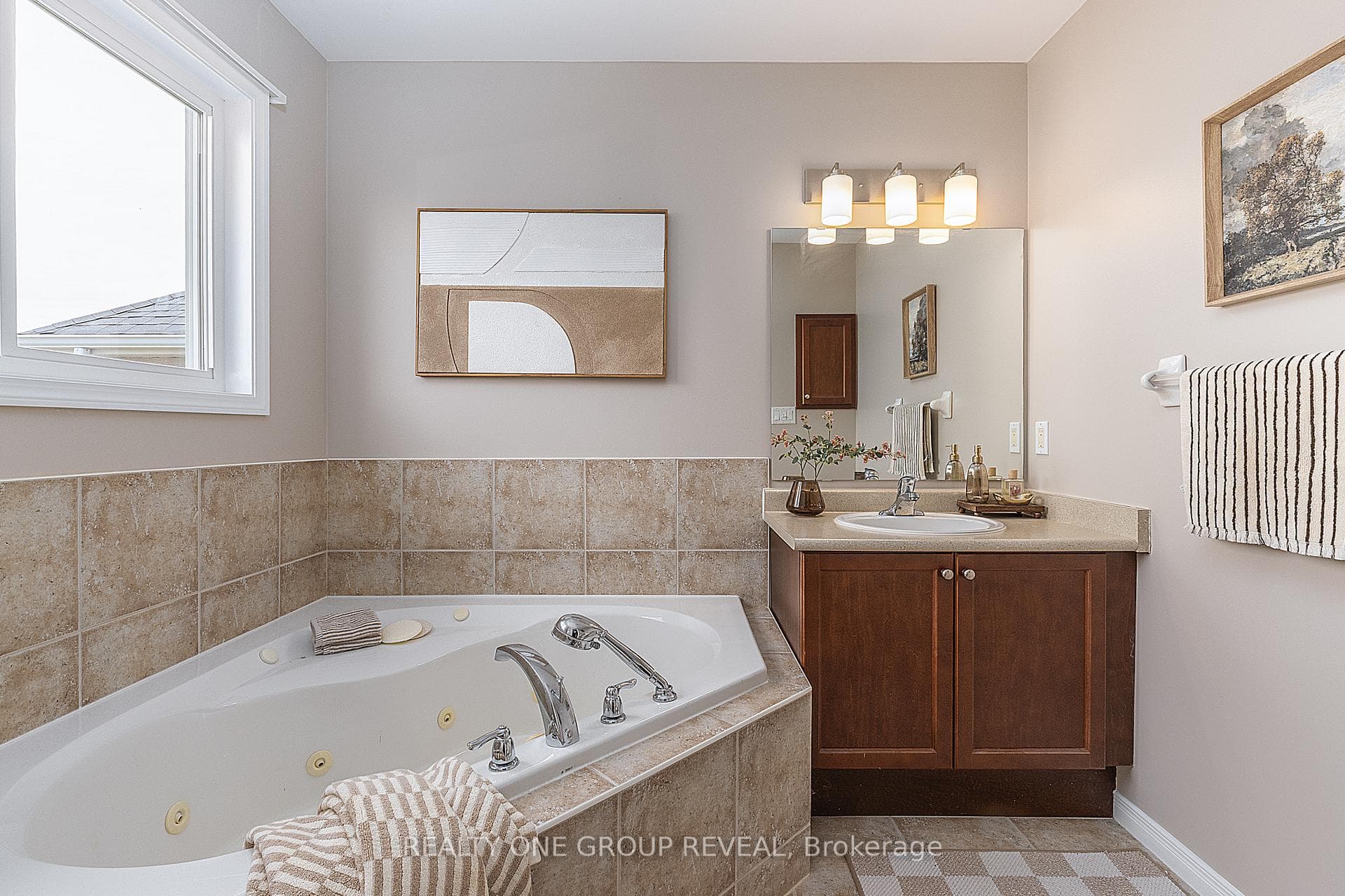 528 Luple Avenue photo 13