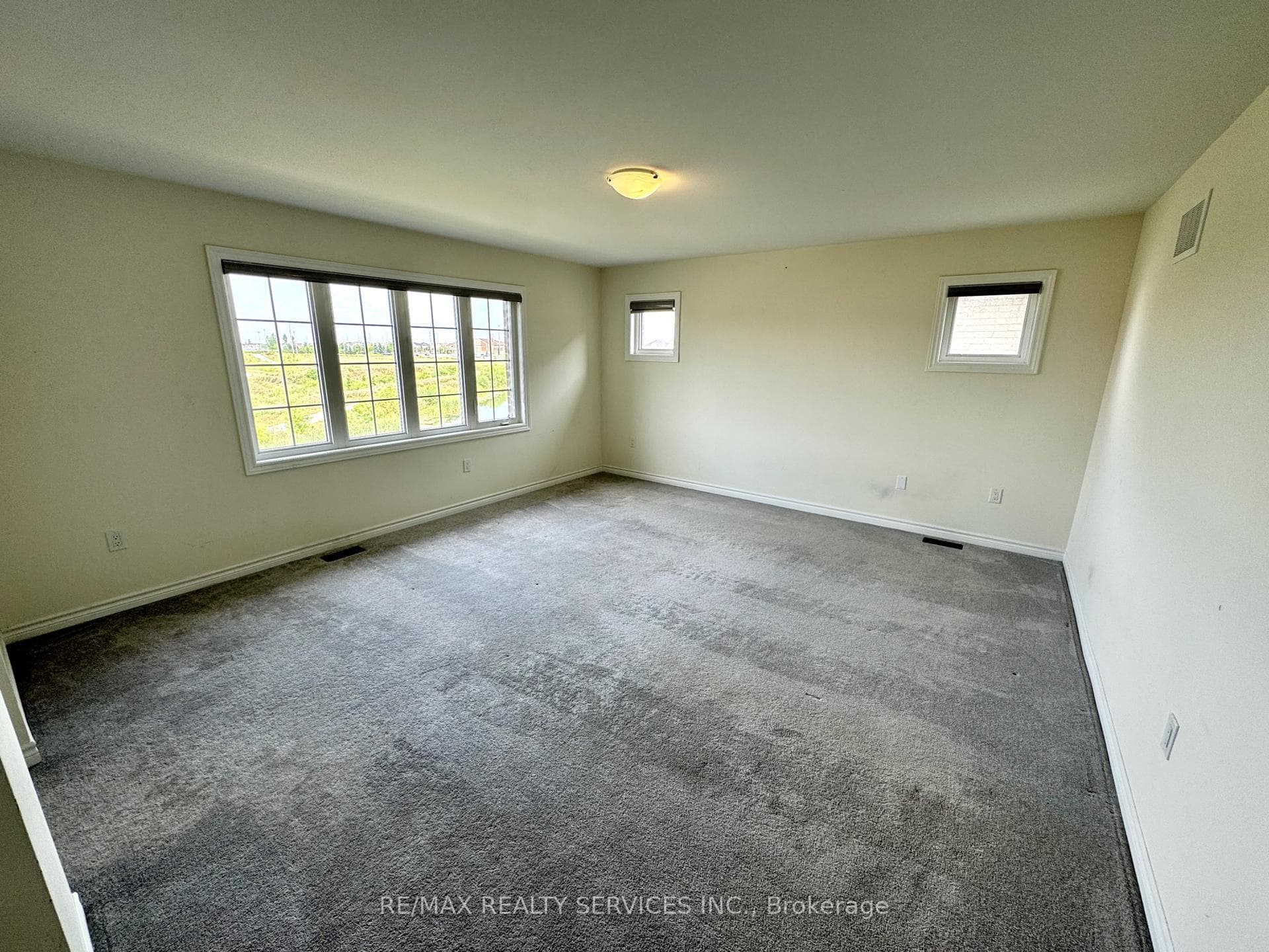 48 Puffin Crescent photo 21