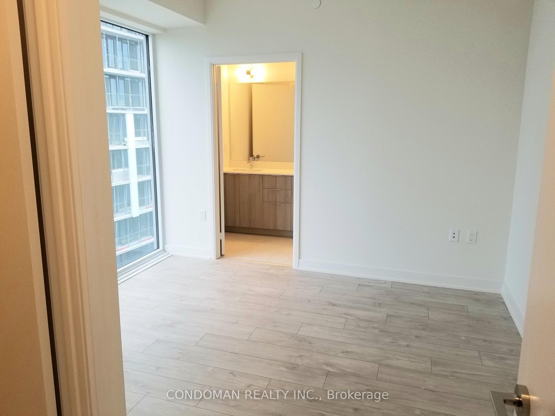 576 Front Street Unit 1407E photo 7