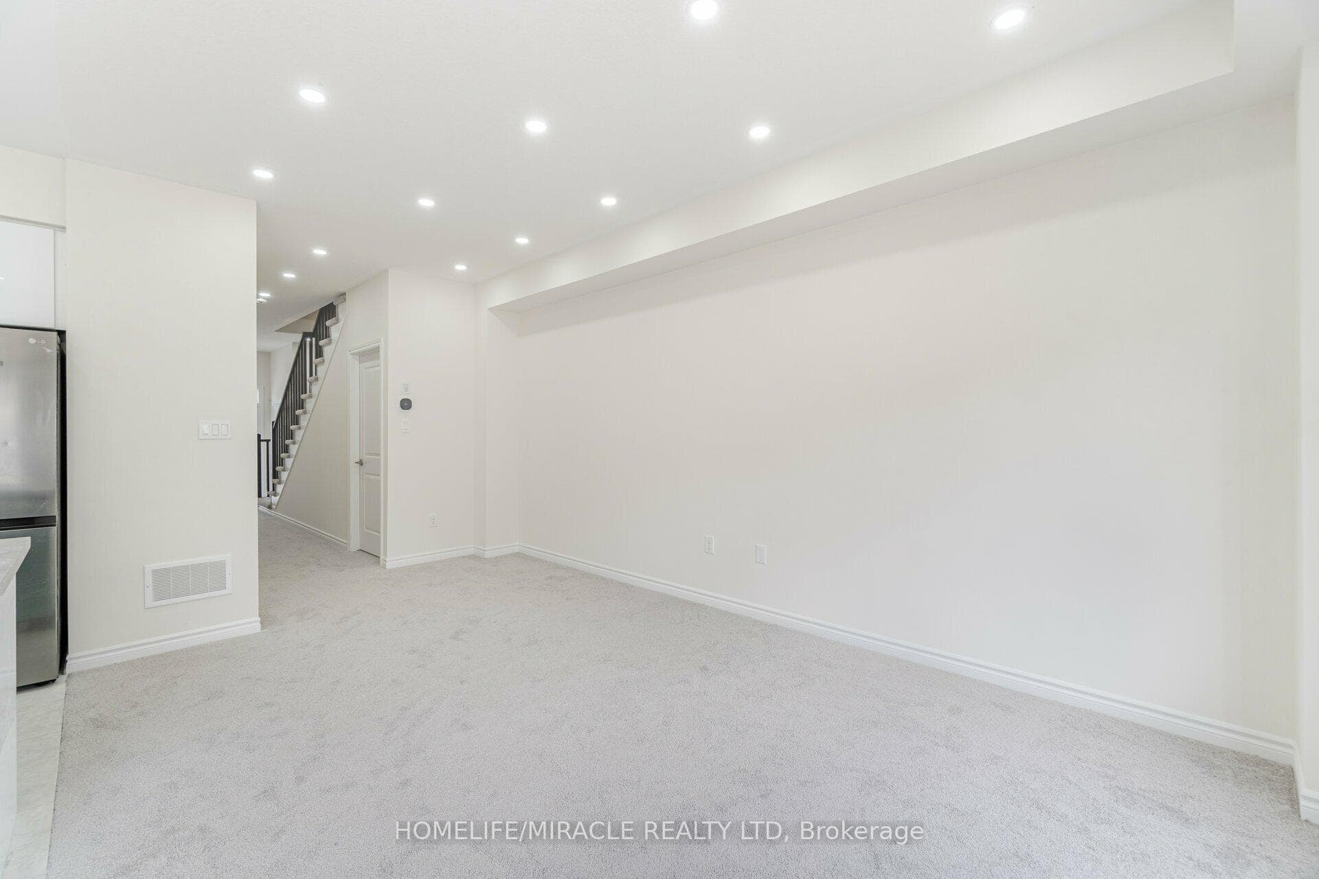 14 Bowery Road photo 6