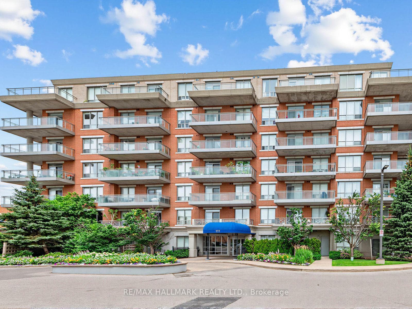 777 Steeles Avenue Unit LPH3 photo 1