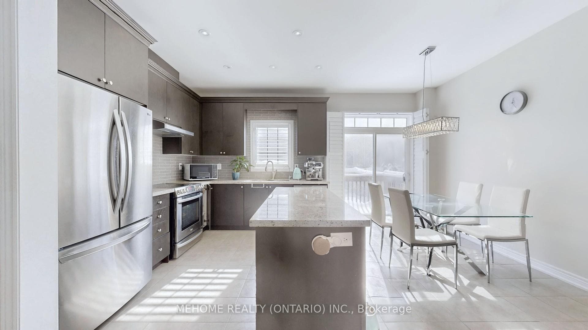 27 Sibella Way photo 6
