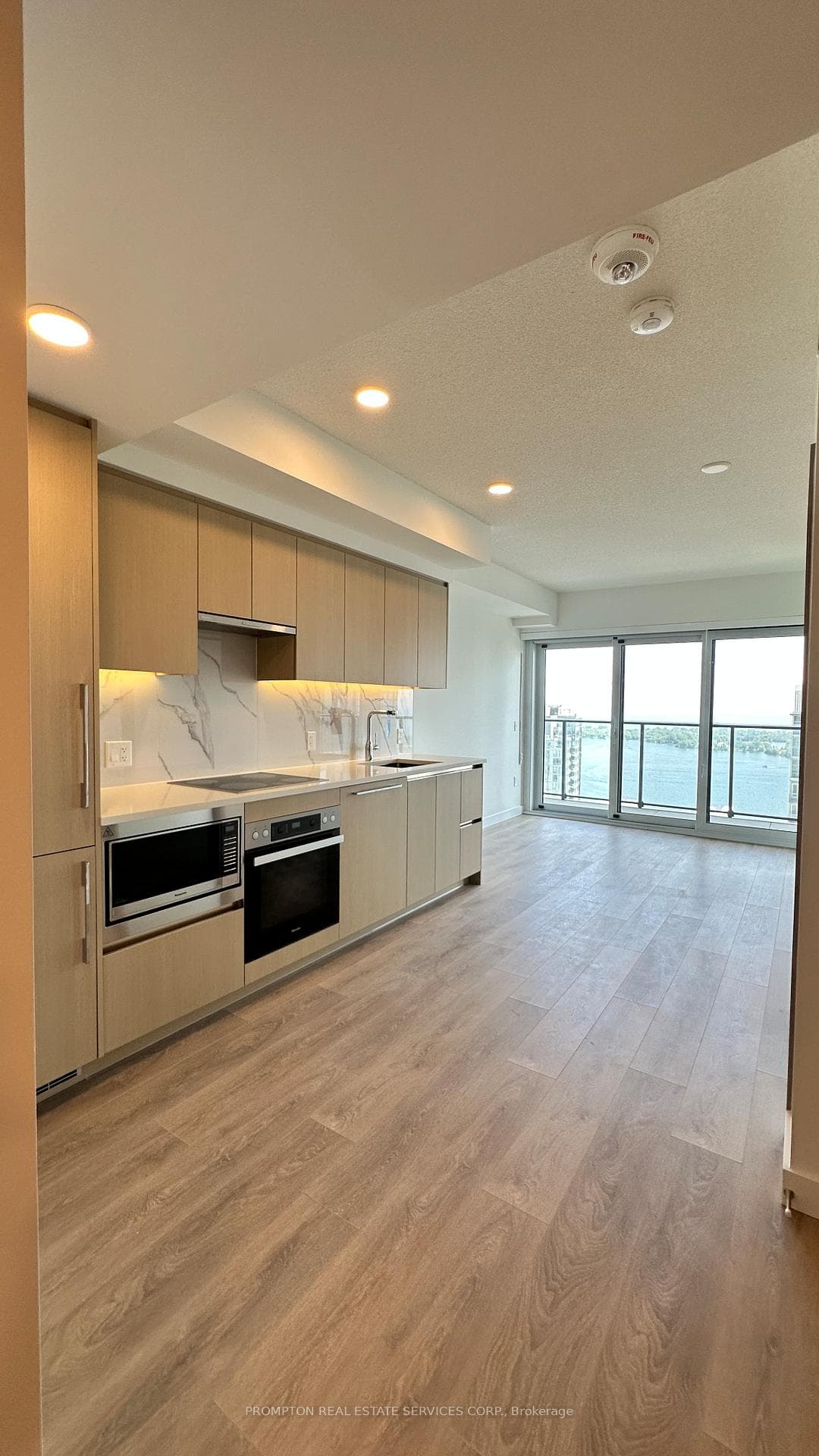 1 Concord Cityplace Way Unit 4106 photo 26