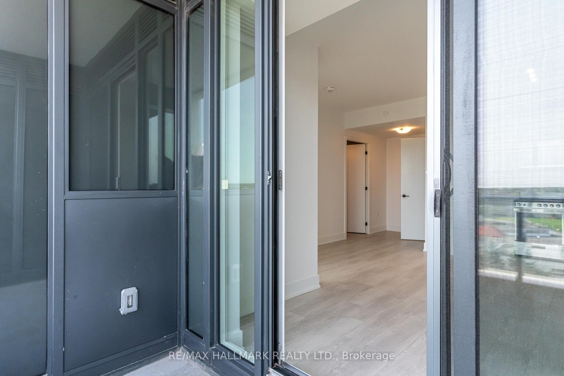 2450 Old Bronte Road Unit 514 photo 20